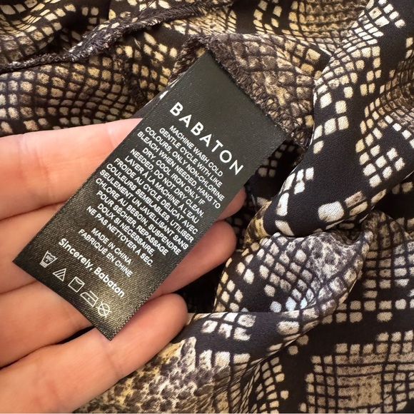 Aritzia Babaton Ambrose Snakeskin Print Bodysuit - Women’s Small NWT - Picture 11 of 14